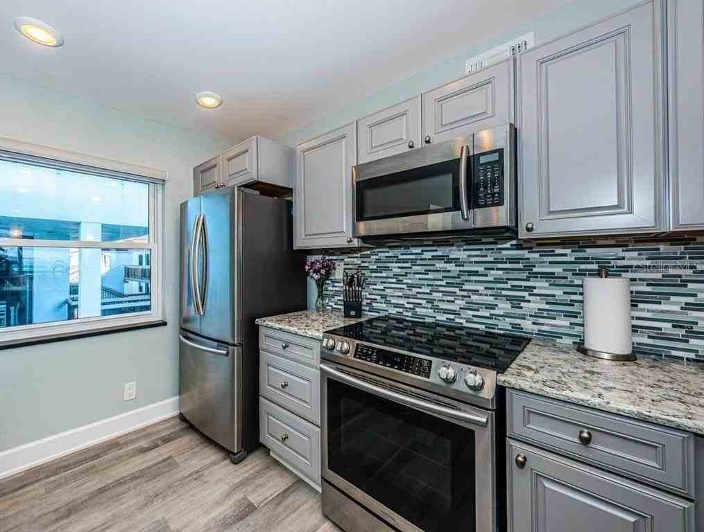 6265 Sun Blvd #309 - Photo 7 of 19