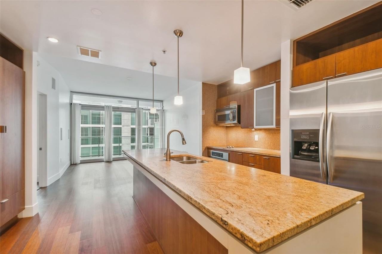 111 N 12th St #1717 - Photo 3 of 50