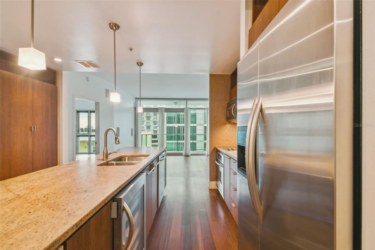 111 N 12th St #1717 - Photo 6 of 50