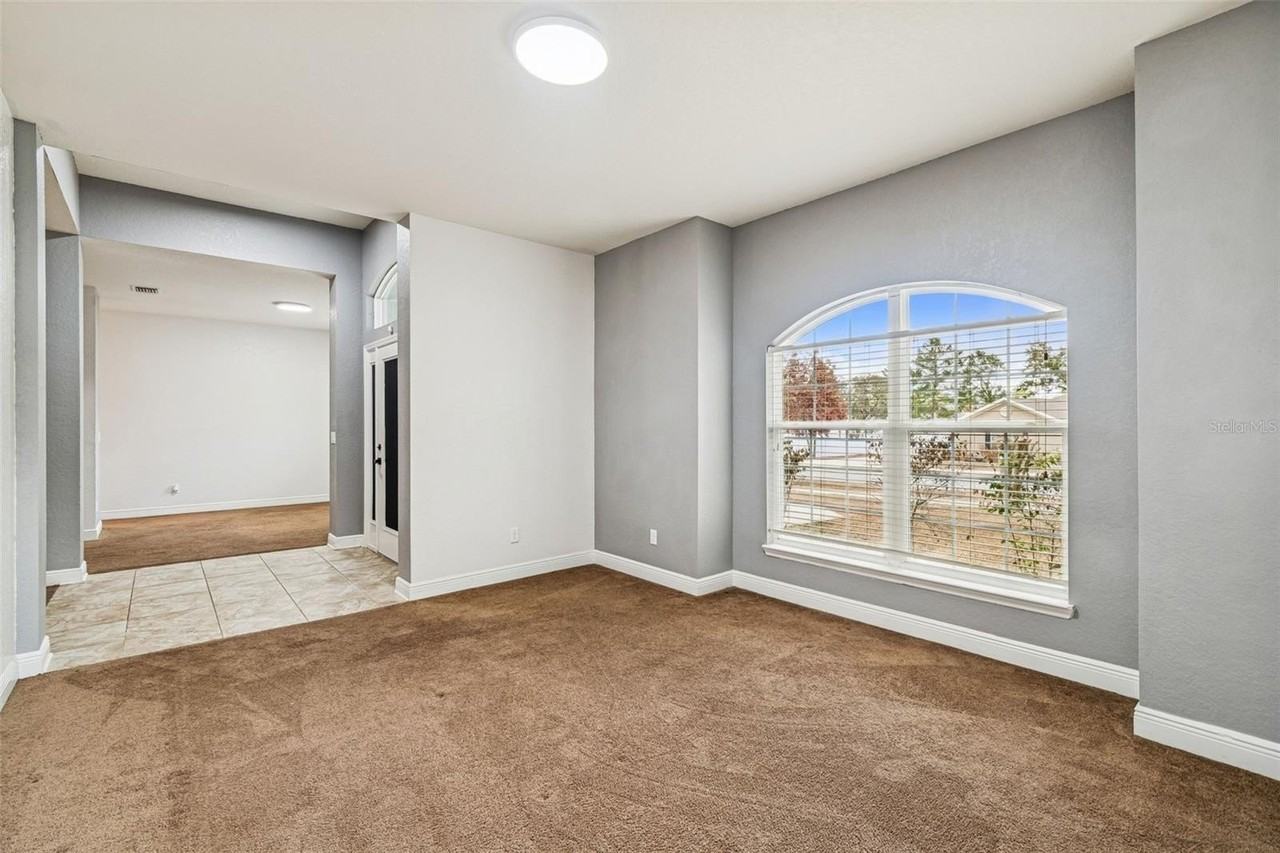 13070 Sigmund St - Photo 7 of 50