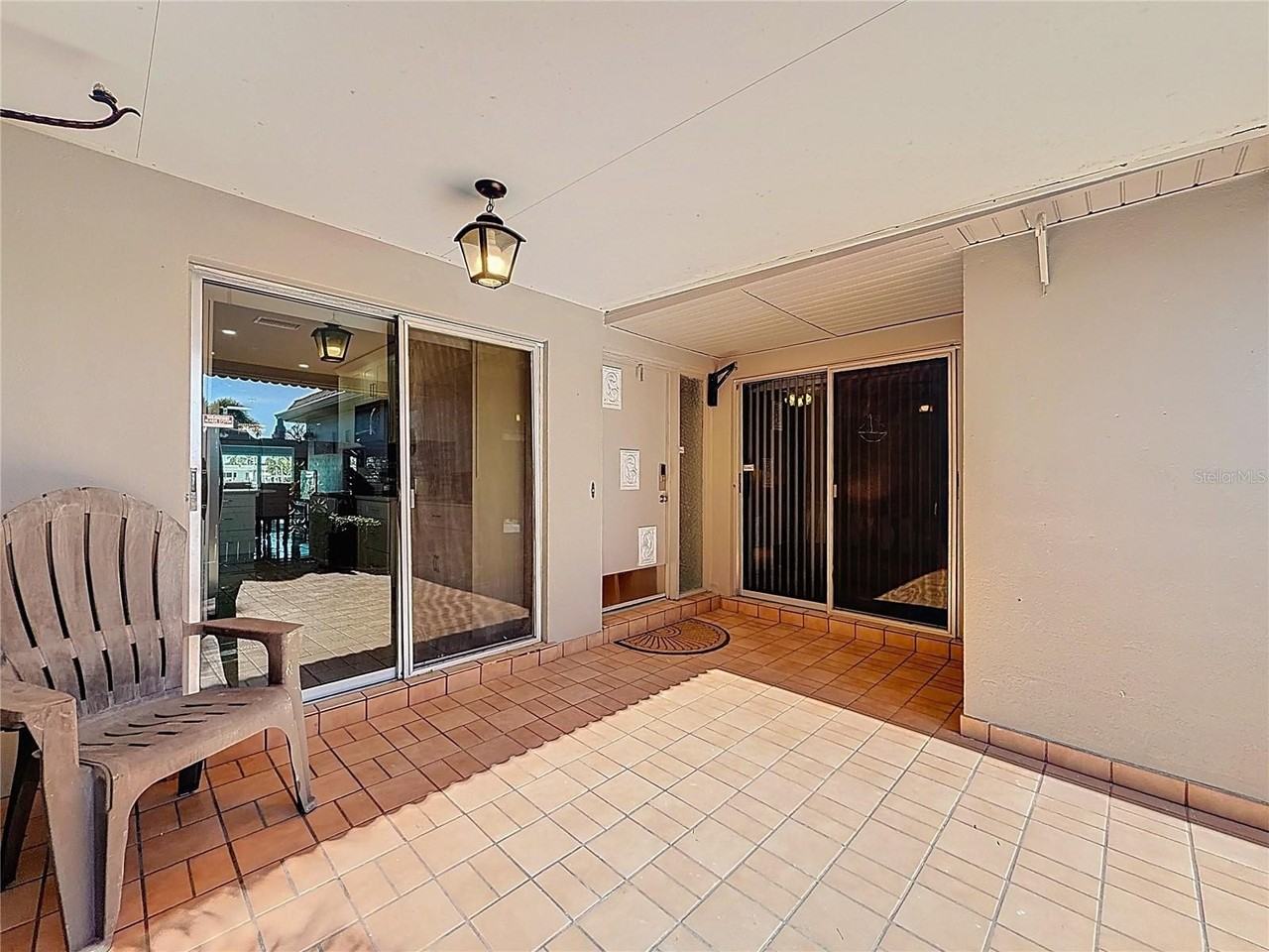 431 Boca Ciega Point Blvd N - Photo 3 of 34