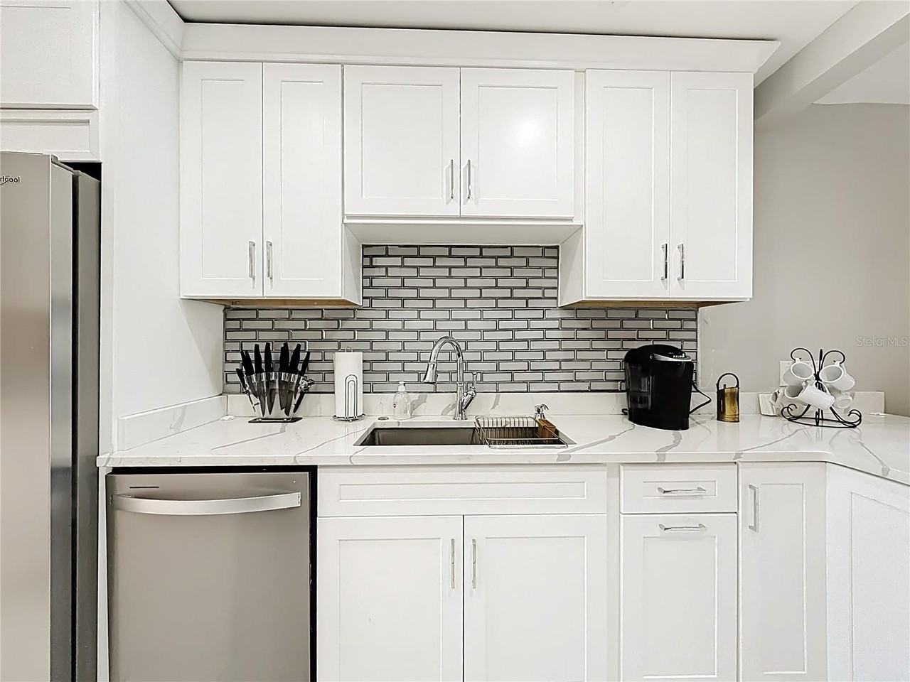 431 Boca Ciega Point Blvd N - Photo 6 of 34