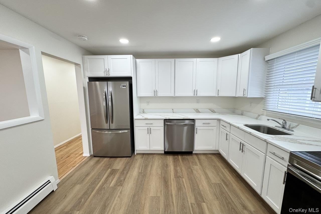 6 Merle Pl - Photo 2 of 12