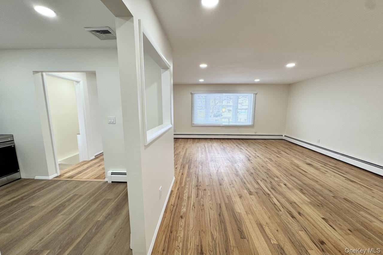 6 Merle Pl - Photo 4 of 12