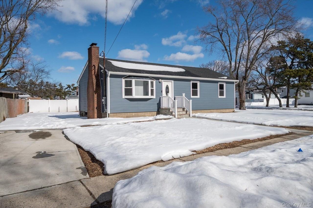 93 Garfield Blvd Unit 93 #93 - Photo 2 of 23