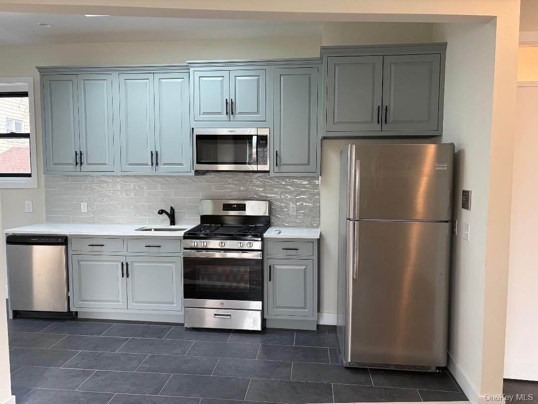 687 Nepperhan Ave - Photo 2 of 6