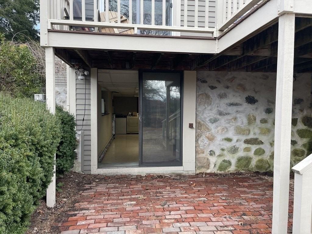 578 Marrett Rd Unit B #B