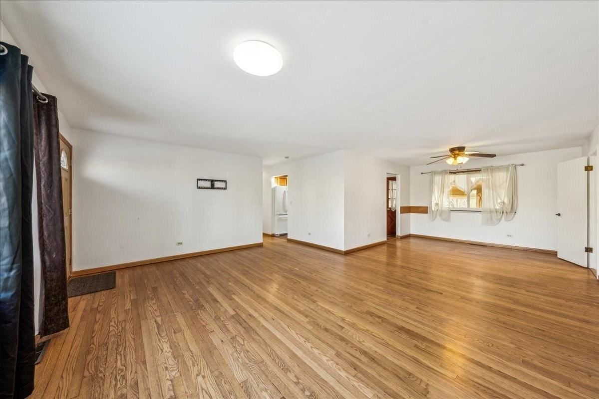 221 58th St - Photo 3 of 18