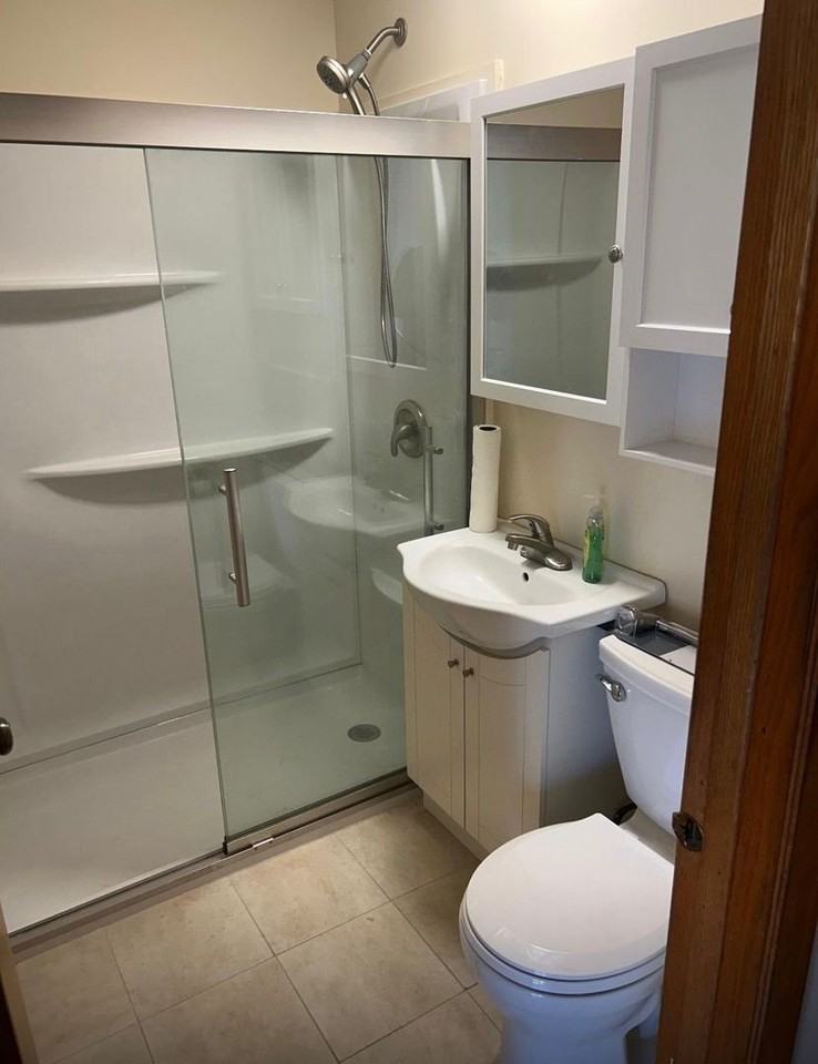 11250 Moraine Dr Apt 2n #2N - Photo 5 of 7