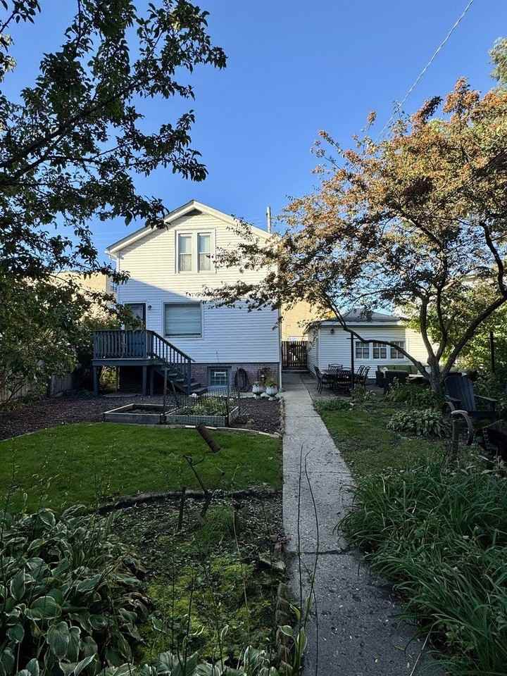 2604 W Winona St Apt 2w #2W - Photo 2 of 7