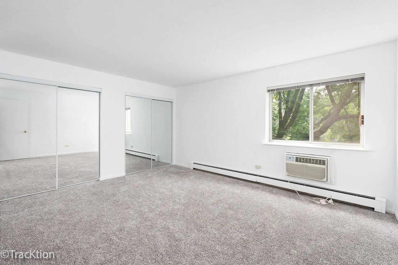 1301 S Finley Rd Apt 311 #311 - Photo 7 of 10