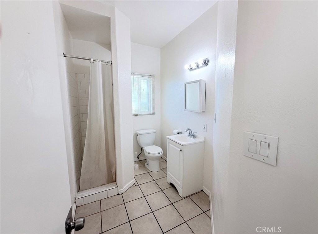 3327 Lemon St #2 - Photo 3 of 13