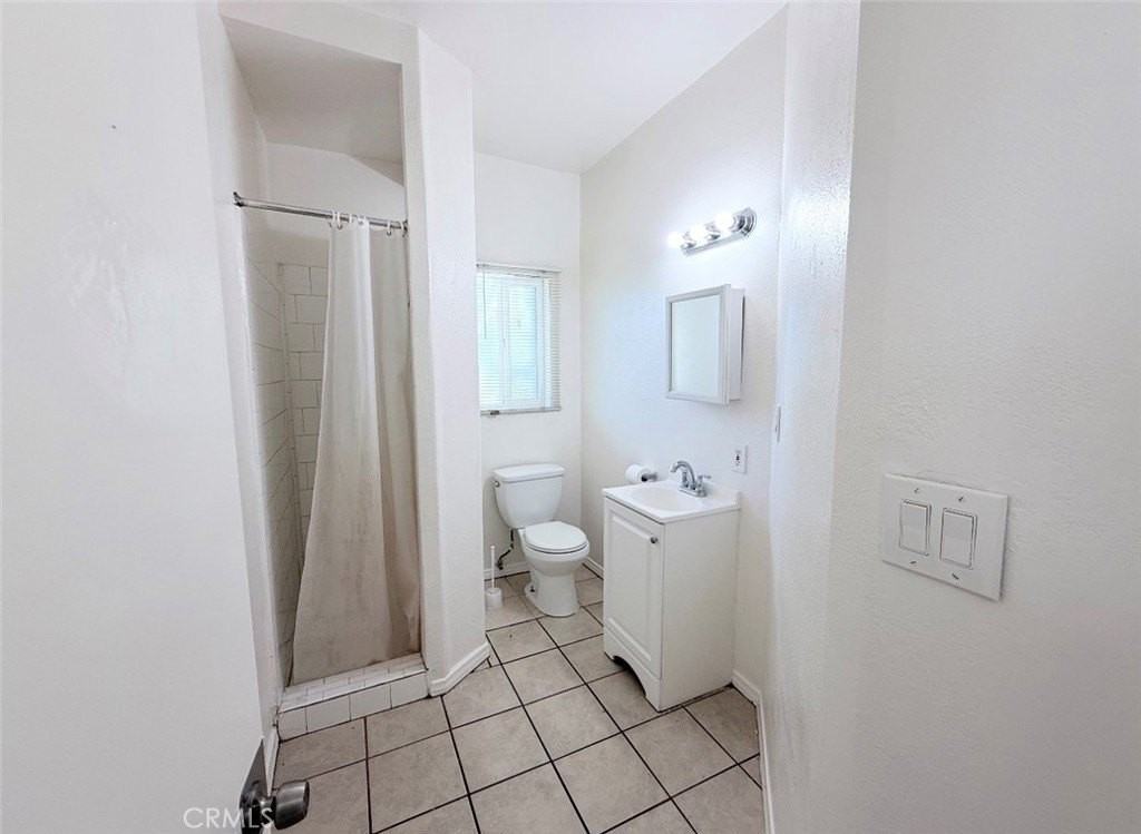 3327 Lemon St #2 - Photo 4 of 13