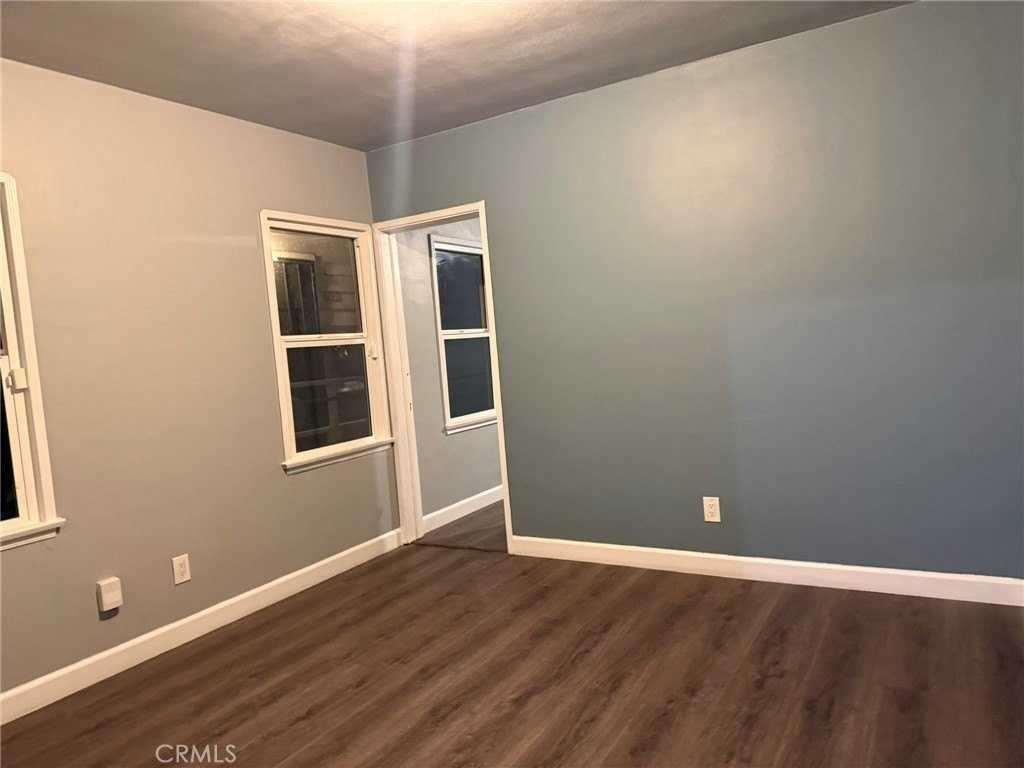 127 S Townsend Ave - Photo 6 of 8