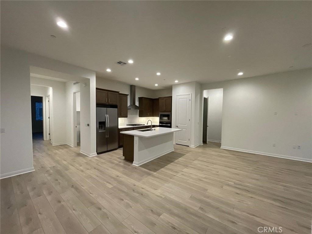 11920 Shadeland Dr - Photo 3 of 20