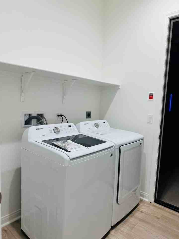 11920 Shadeland Dr - Photo 6 of 20