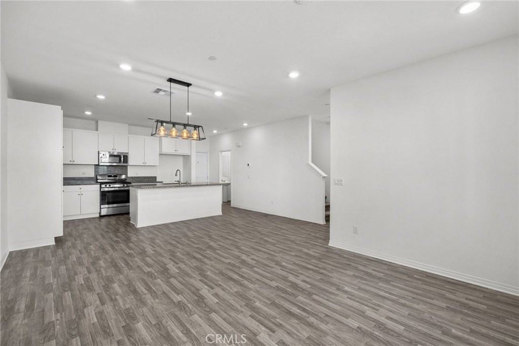 15928 Lasselle St #4 - Photo 6 of 41