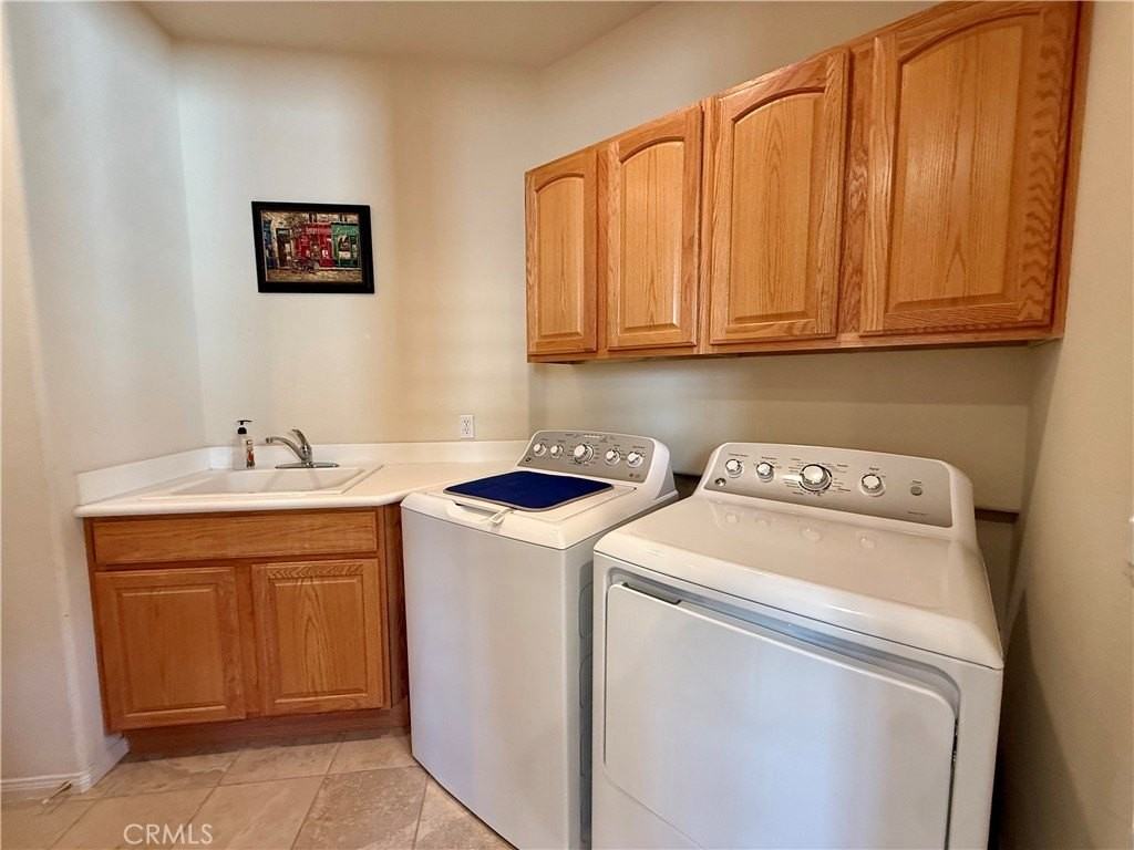 924 Essex Rd - Photo 6 of 35