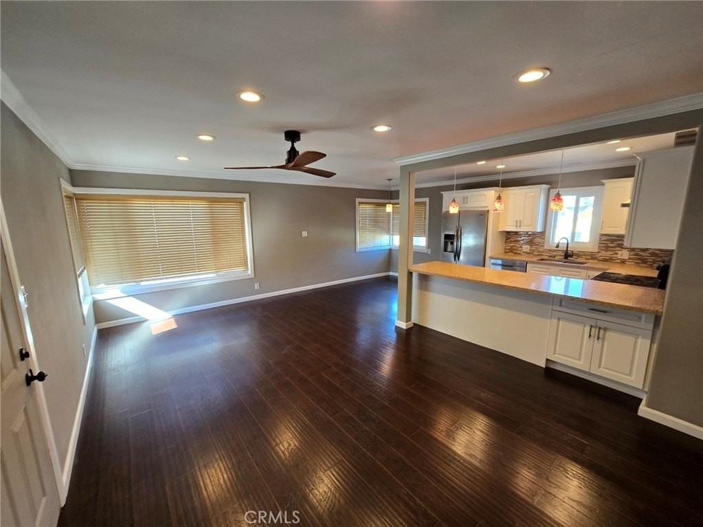 1525 E 2nd St - Photo 5 of 13