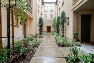 863 Iris Way #B - Photo 1 of 1