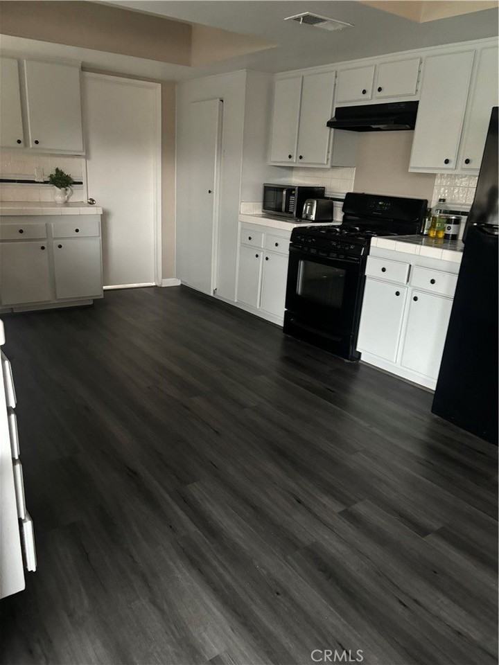 13681 San Juan Ct - Photo 3 of 16