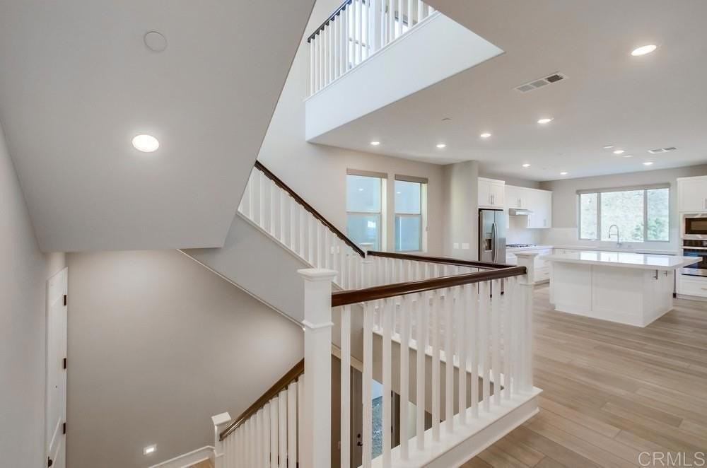 15851 Wenzel Ct - Photo 2 of 34