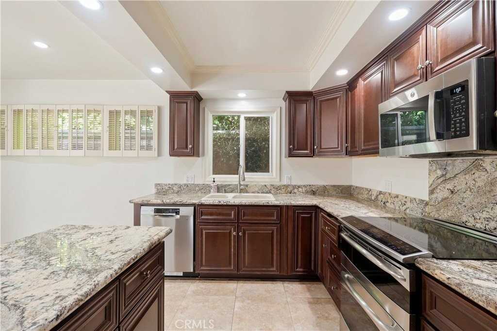 149 Via Waziers - Photo 6 of 26