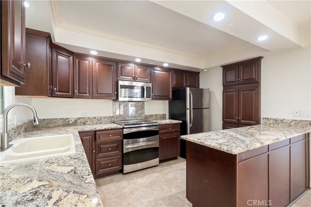 149 Via Waziers - Photo 7 of 26