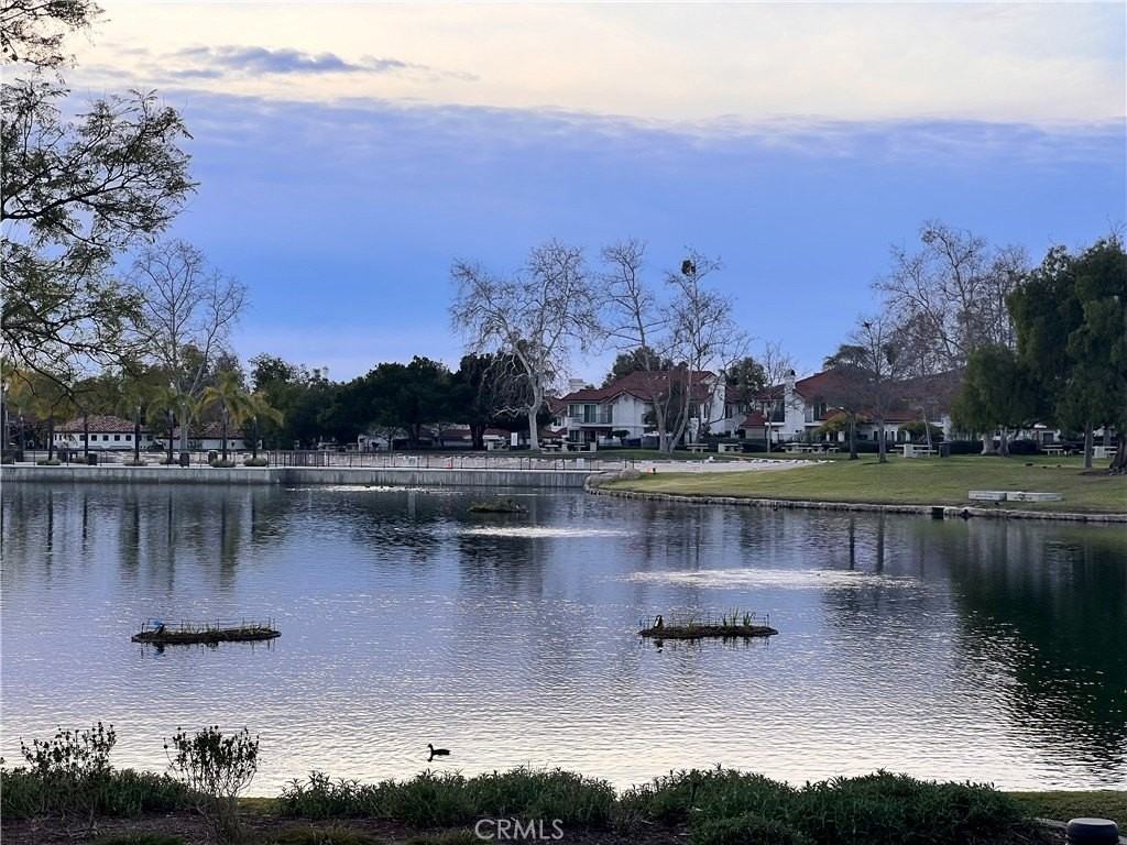 33 Brisa Del Lago - Photo 3 of 27