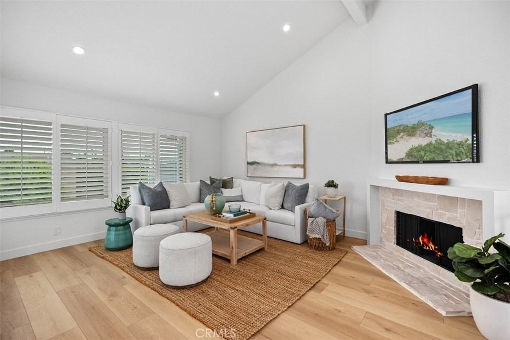 24616 Polaris Dr - Photo 4 of 46