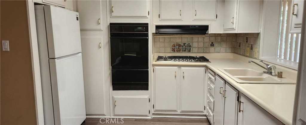 16462 Poipu Ln - Photo 6 of 17