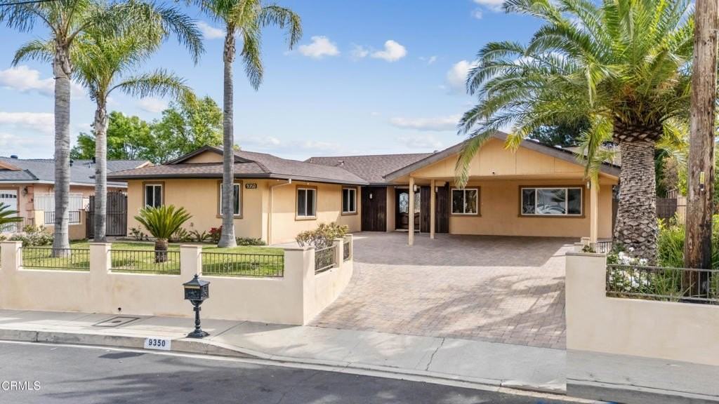 9350 Crystal View Dr