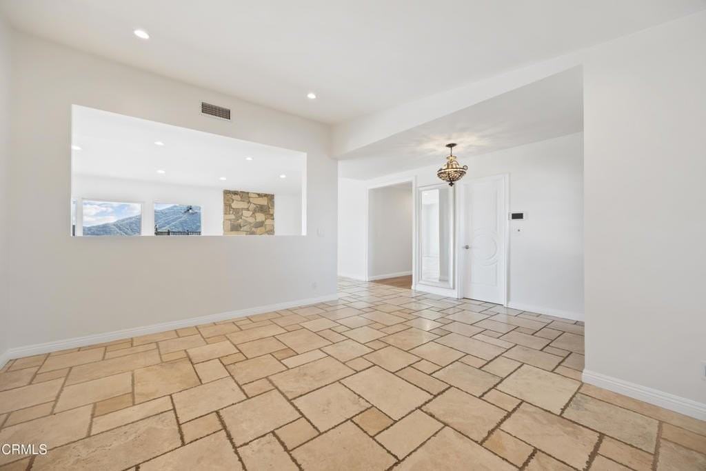 9350 Crystal View Dr - Photo 7 of 40