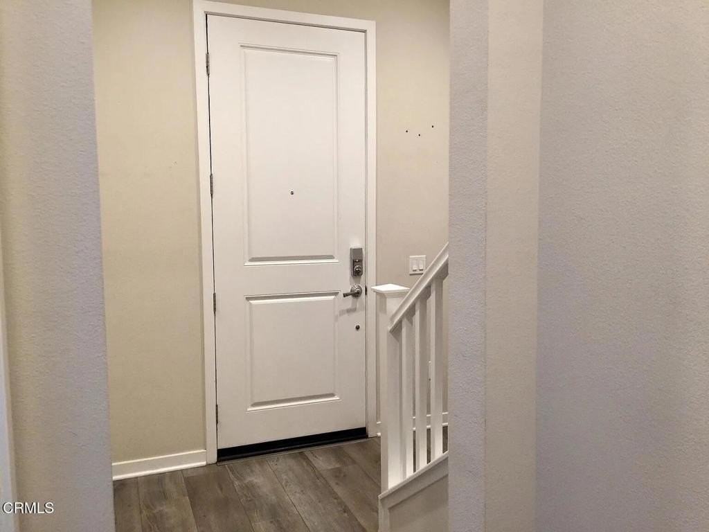 799 Highline Way - Photo 7 of 36