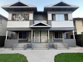 827 W 40th Pl - Photo 1 of 1