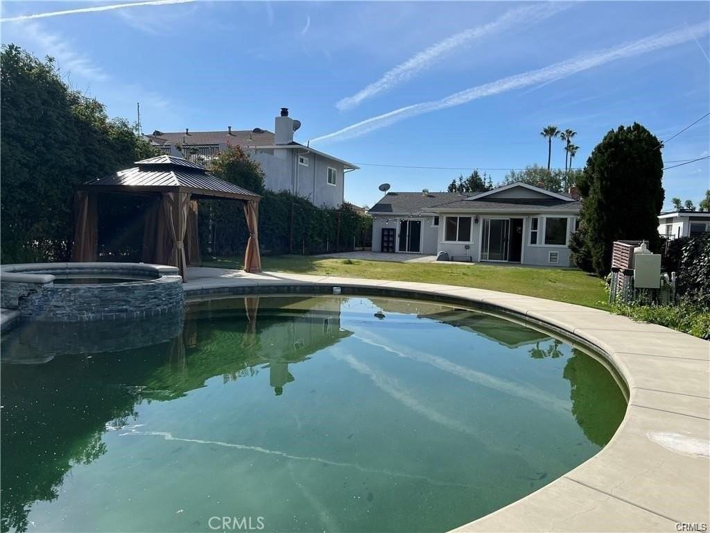 1317 W Fern Dr - Photo 3 of 12