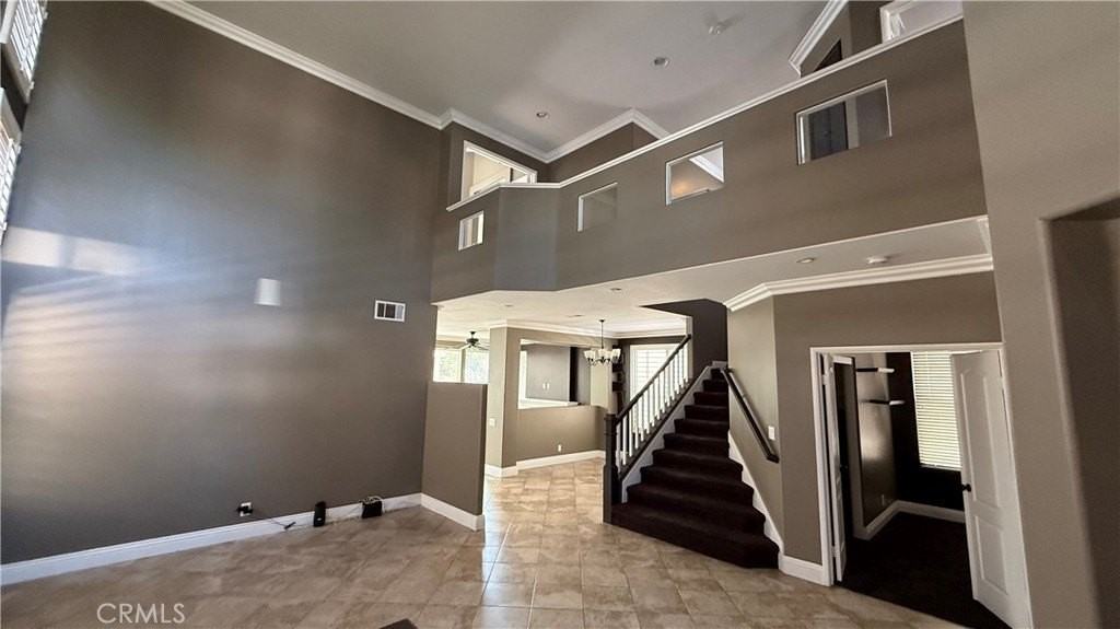 8616 E Silver Ridge Ln - Photo 4 of 23