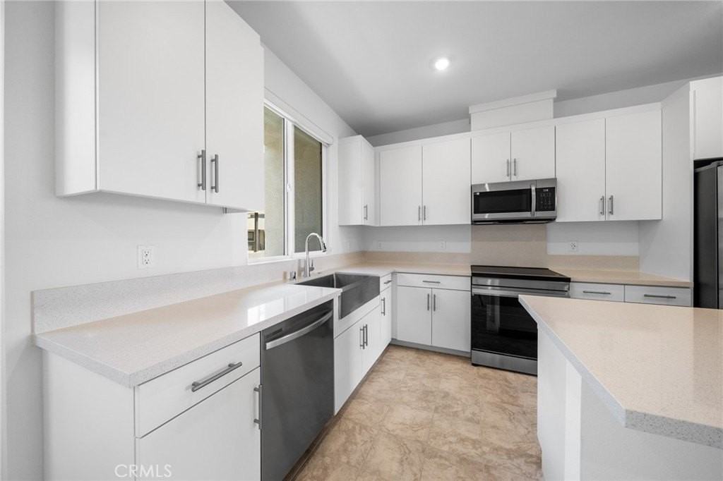 109 S Laxore St #304 - Photo 7 of 50