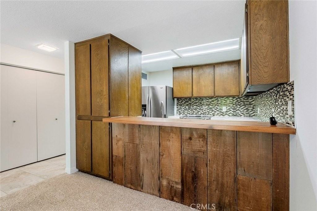 7107 Marina Pacifica Dr S - Photo 7 of 19