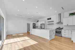 22716 Schoolcraft St - Photo 1 of 1