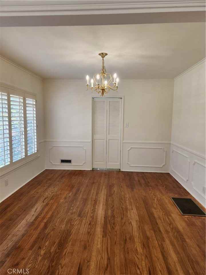 10504 Dunleer Dr - Photo 5 of 14