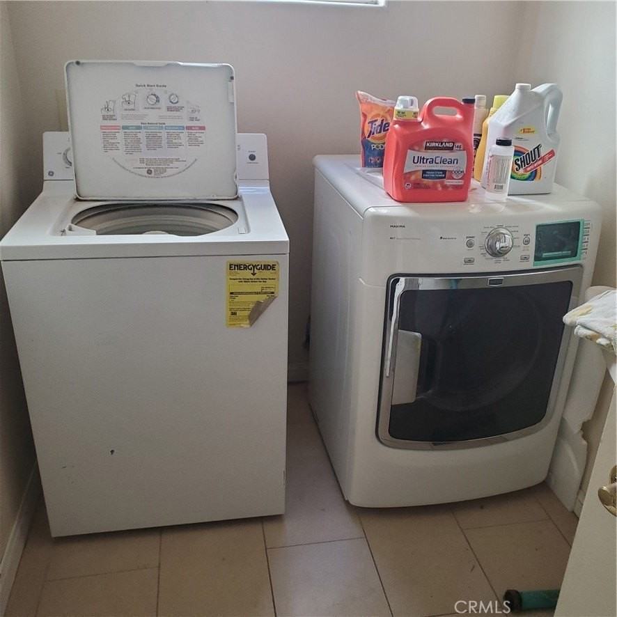 12944 Woodbridge St - Photo 7 of 24