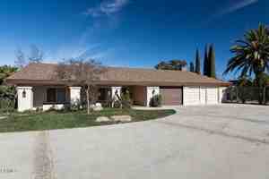 featured image of 6161 E Los Angeles Ave