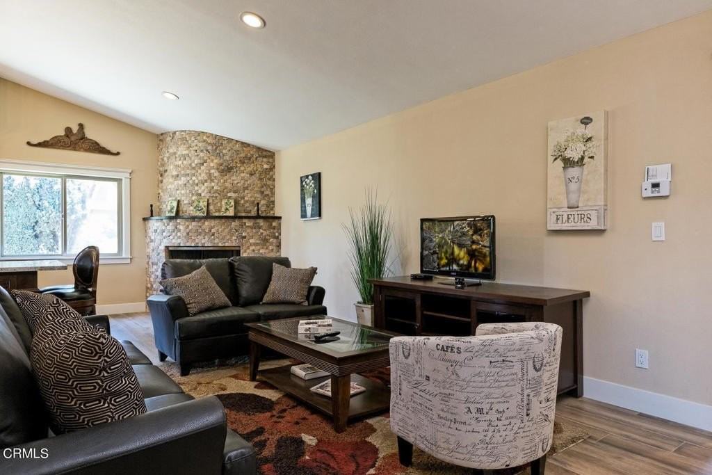 6161 E Los Angeles Ave - Photo 4 of 33