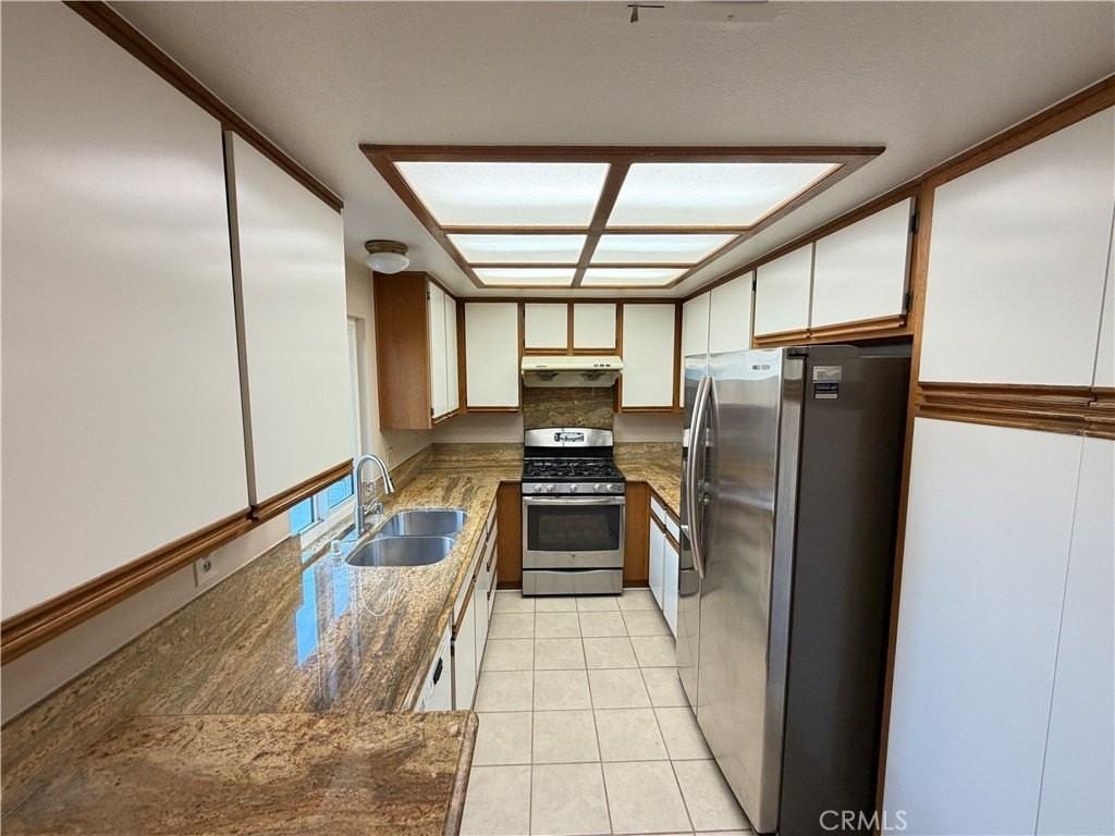 11701 Ramona Blvd - Photo 6 of 24