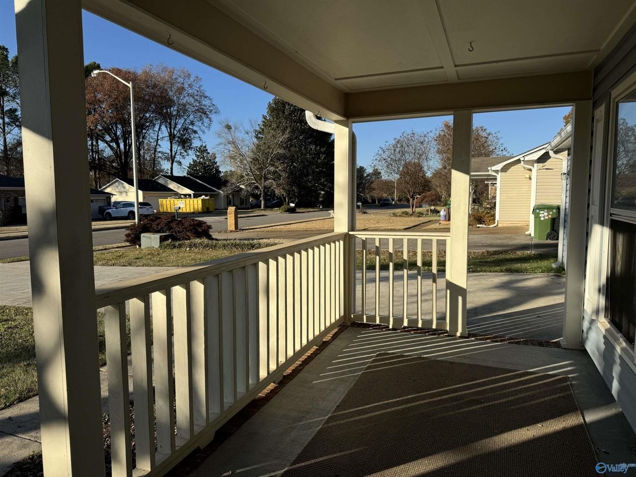 8455 Hogan Dr Se - Photo 3 of 21