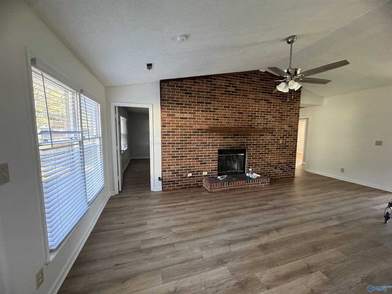 8455 Hogan Dr Se - Photo 7 of 21