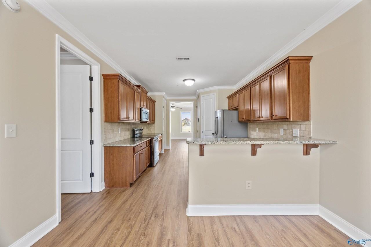 120 Park Square Ln - Photo 6 of 26