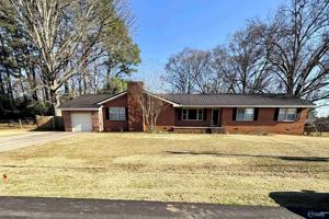 featured image of 2117 Mythewood Dr Sw