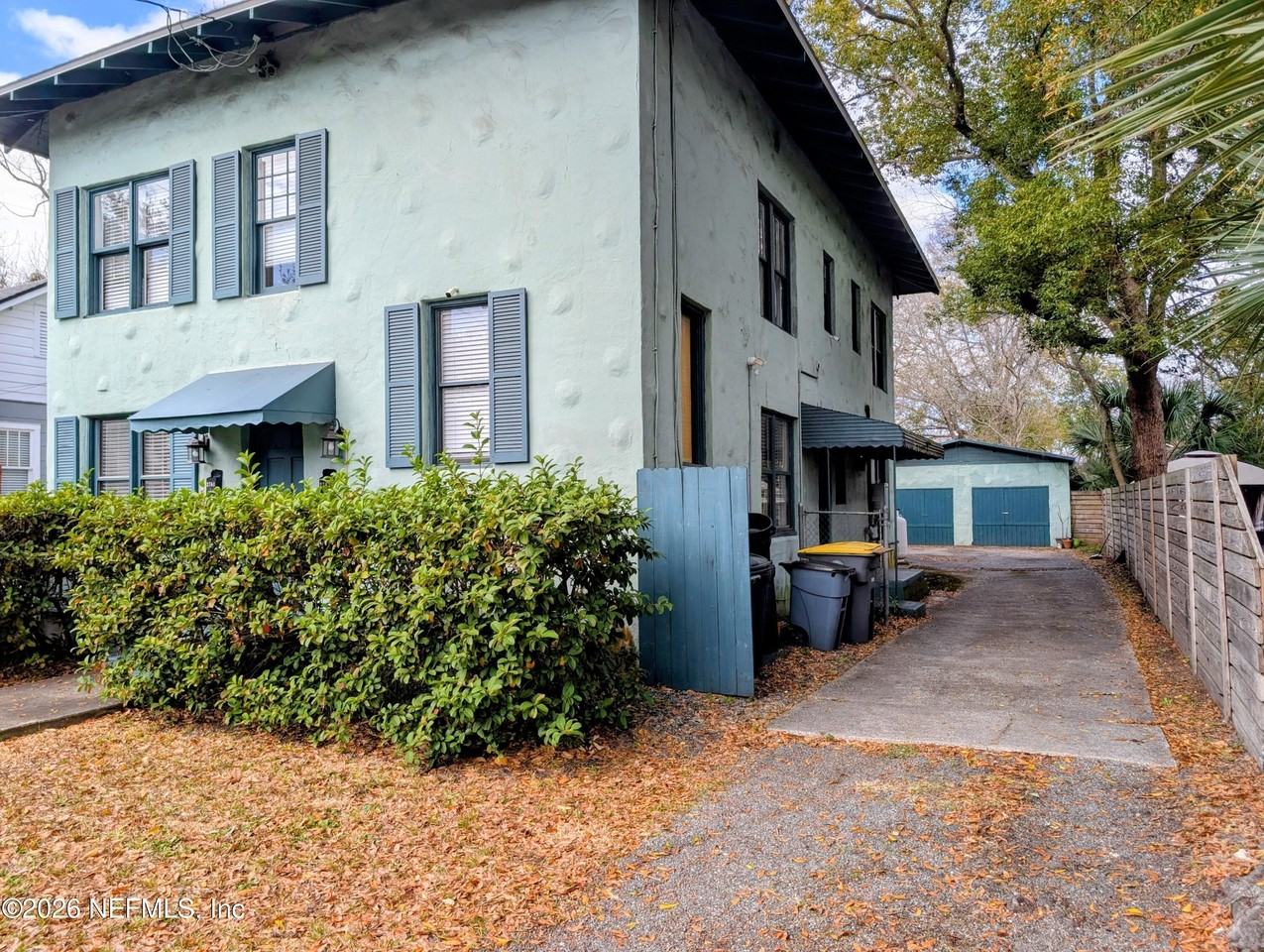 2701 Myra St - Photo 2 of 10